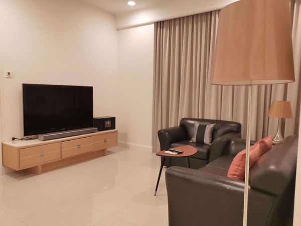 รูปภาพ 2 bed Condo in Q Langsuan Lumphini Sub District C013073