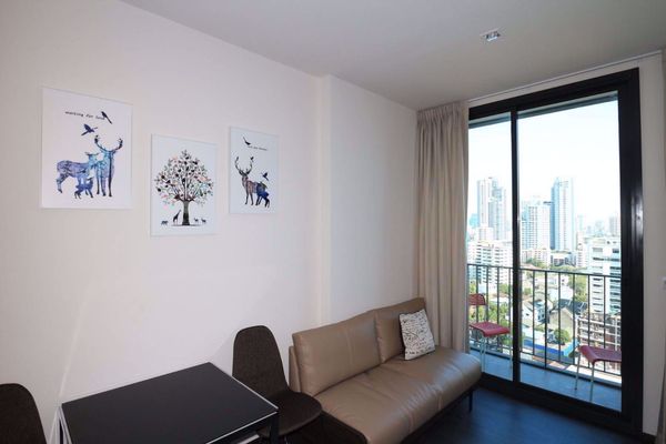 Picture of 1 bed Condo in Edge Sukhumvit 23 Khlong Toei Nuea Sub District C013254