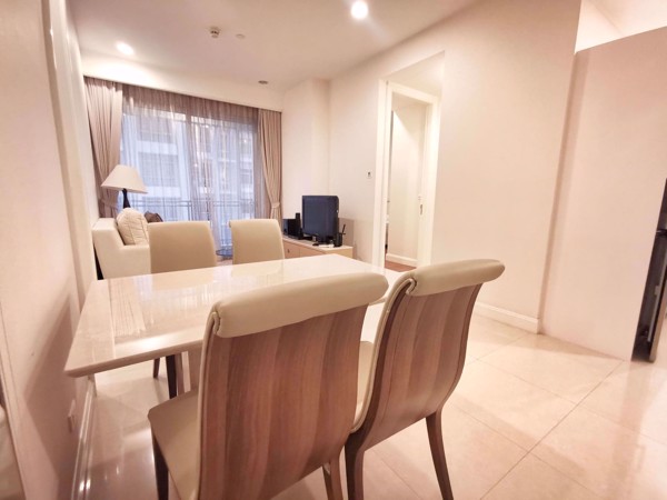 Picture of 2 bed Condo in Q Langsuan Lumphini Sub District C013270