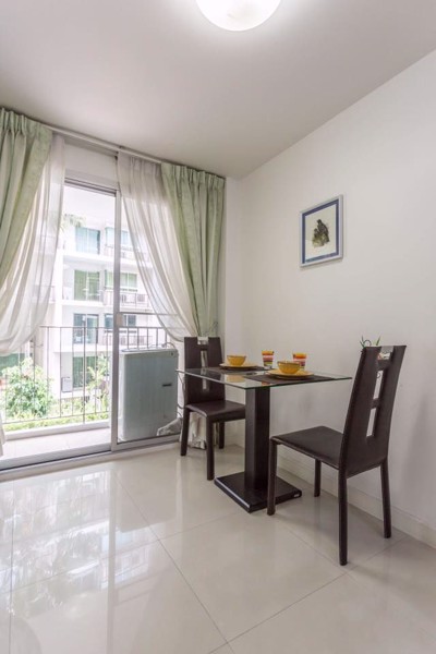 รูปภาพ 1 bed Condo in The Clover Khlong Tan Nuea Sub District C013340