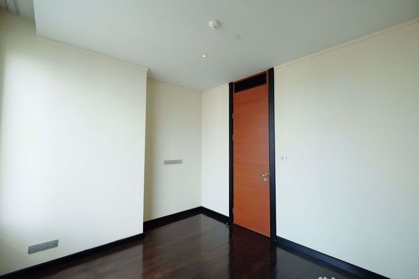 รูปภาพ 3 bed Condo in The Infinity Silom Sub District C013341