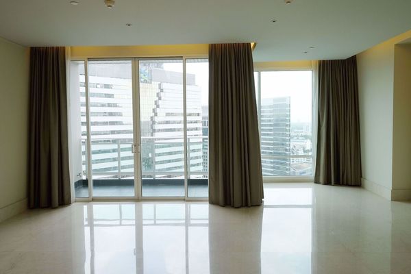 รูปภาพ 3 bed Condo in The Infinity Silom Sub District C013341