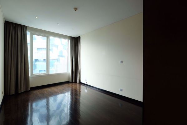 รูปภาพ 3 bed Condo in The Infinity Silom Sub District C013341