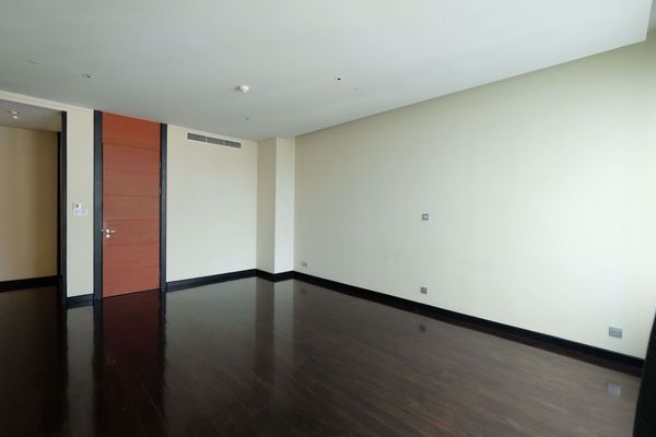 รูปภาพ 3 bed Condo in The Infinity Silom Sub District C013341