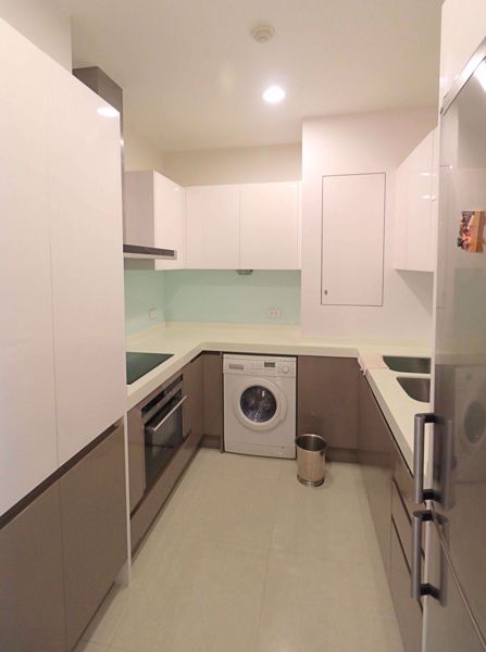 รูปภาพ 2 ห้องนอน Condo ในโครงการ Q Langsuan Lumphini Sub District C013366