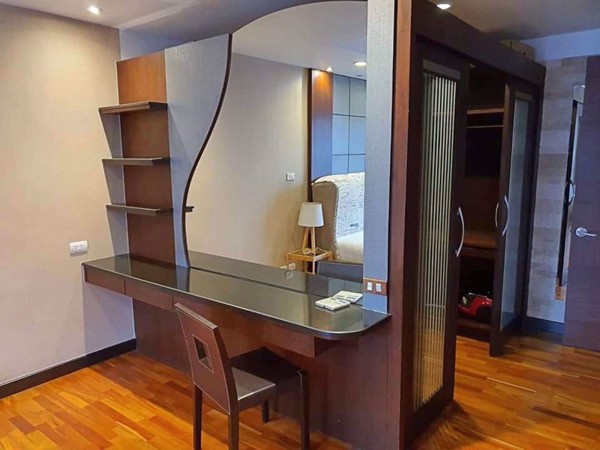 Picture of 2 bed Condo in Avenue 61 Khlong Tan Nuea Sub District C013397