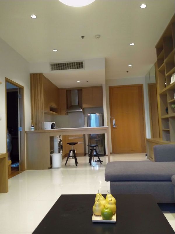 Picture of 1 bed Condo in The Emporio Place Khlongtan Sub District C013402