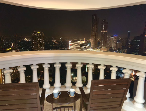 Picture of 1 bed Condo in State Tower Silom Sub District C013462