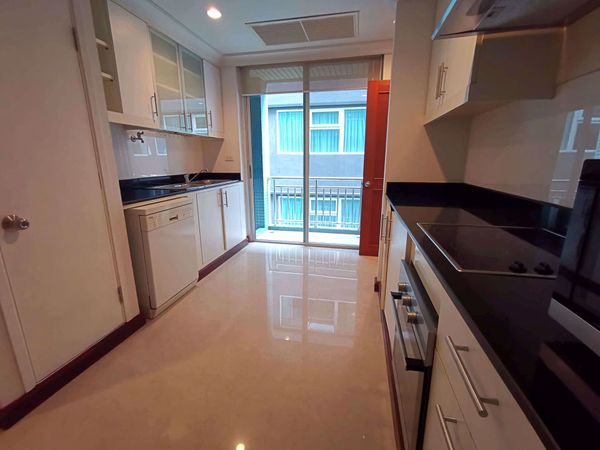 Picture of 3 bed Condo in Green Ville Exclusive Residence Khlongtoei Sub District C013463