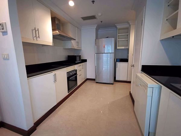 Picture of 3 bed Condo in Green Ville Exclusive Residence Khlongtoei Sub District C013463