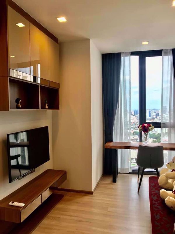 Picture of 1 bed Condo in THE LINE Phahol-Pradipat Samsennai Sub District C013469