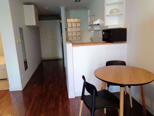 Picture of 1 bed Condo in Lily House Khlong Toei Nuea Sub District C013491