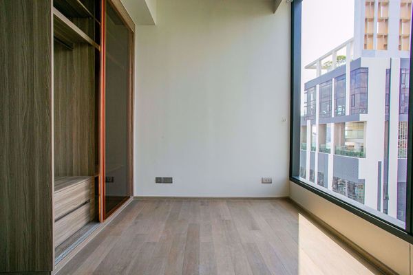 Picture of 3 bed Condo in Celes Asoke Khlong Toei Nuea Sub District C013529