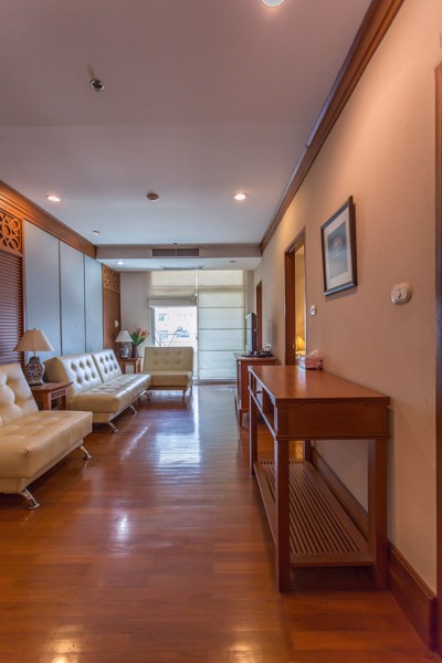 Picture of 2 bed Condo in Grand Langsuan Lumphini Sub District C0005452