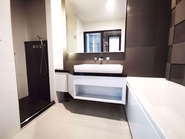 Picture of 1 bed Condo in Ivy Ampio Huai Khwang Sub District C013562