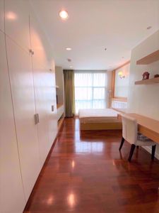 Picture of 3 bed Condo in Chatrium Residence Riverside Wat Phraya Krai Sub District C013571