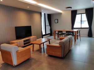 Picture of 3 bed Condo in Lily House Khlong Toei Nuea Sub District C013582