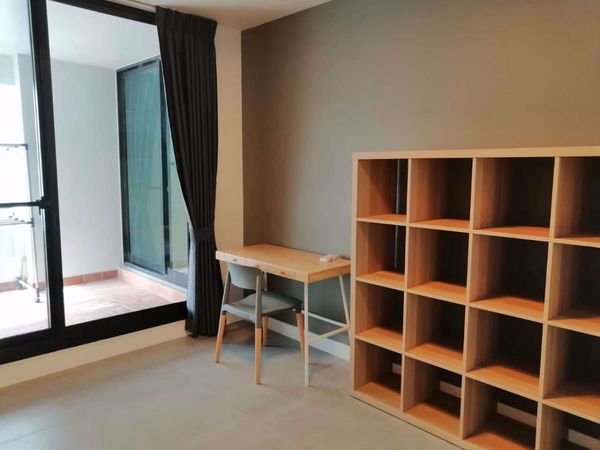 Picture of 3 bed Condo in Lily House Khlong Toei Nuea Sub District C013582