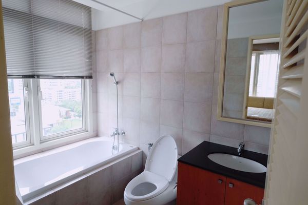 Picture of 3 bed Condo in Hampton Thonglor 10 Khlong Tan Nuea Sub District C013586