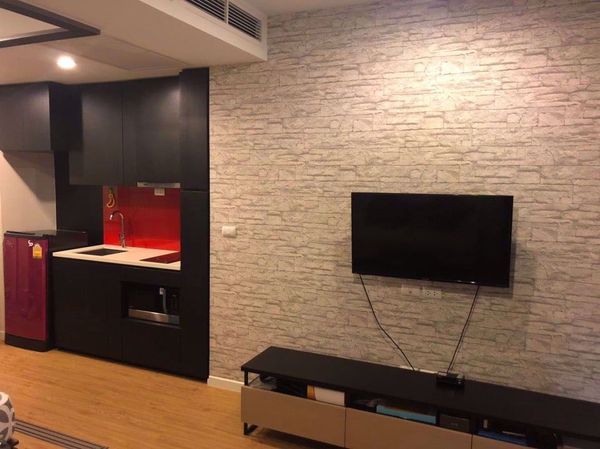 Picture of 1 bed Condo in Siamese Surawong Si Phraya Sub District C013587