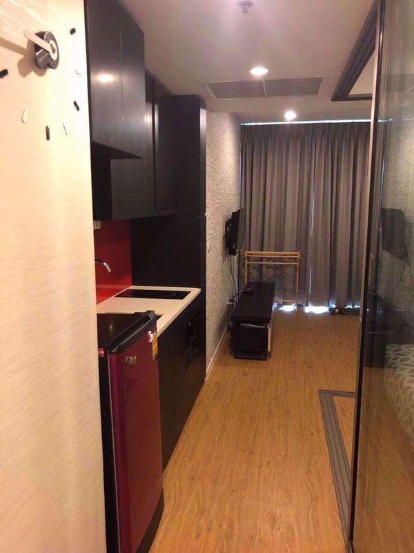 Picture of 1 bed Condo in Siamese Surawong Si Phraya Sub District C013587