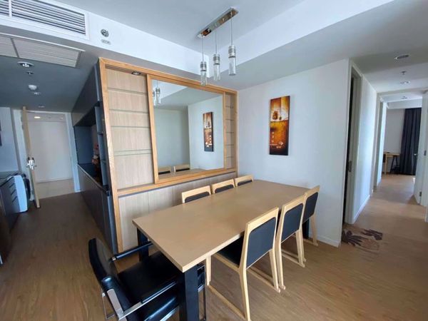 Picture of 3 bed Condo in Siamese Surawong Si Phraya Sub District C013588