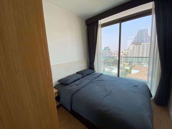 Picture of 3 bed Condo in Siamese Surawong Si Phraya Sub District C013588