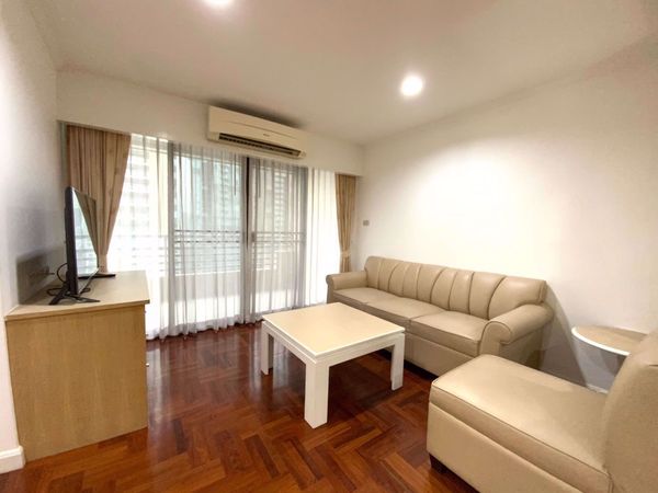 Picture of 2 bed Condo in Acadamia Grand Tower Khlong Tan Nuea Sub District C013625