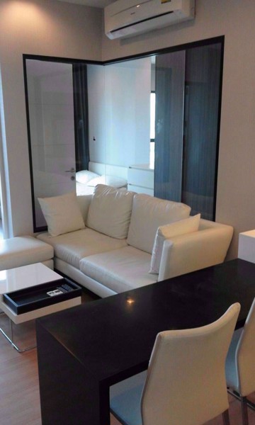 Picture of 1 bed Condo in Urbano Absolute Sathon-Taksin Khlong Ton Sai Sub District C013648