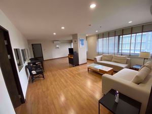 Picture of 2 bed Condo in Regent Royal Place 2 Lumphini Sub District C013700