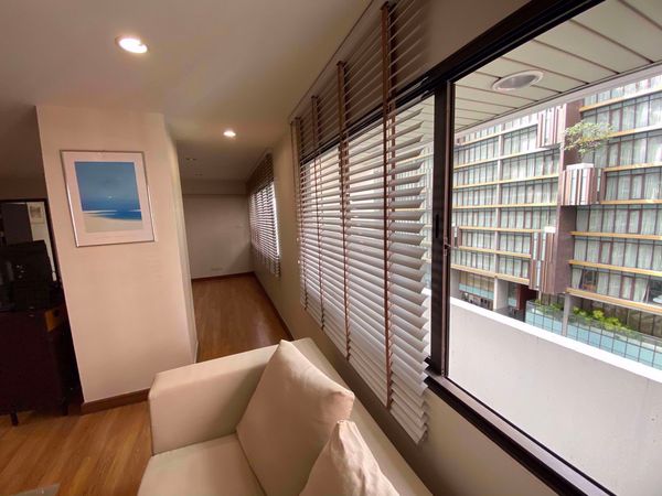 Picture of 2 bed Condo in Regent Royal Place 2 Lumphini Sub District C013700