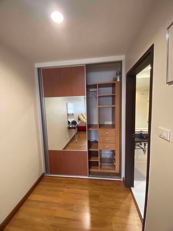 Picture of 2 bed Condo in Regent Royal Place 2 Lumphini Sub District C013700