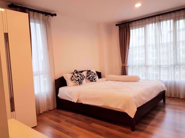 Picture of 2 bed Condo in The Silk Phaholyothin-Aree 2 Samsennai Sub District C013723