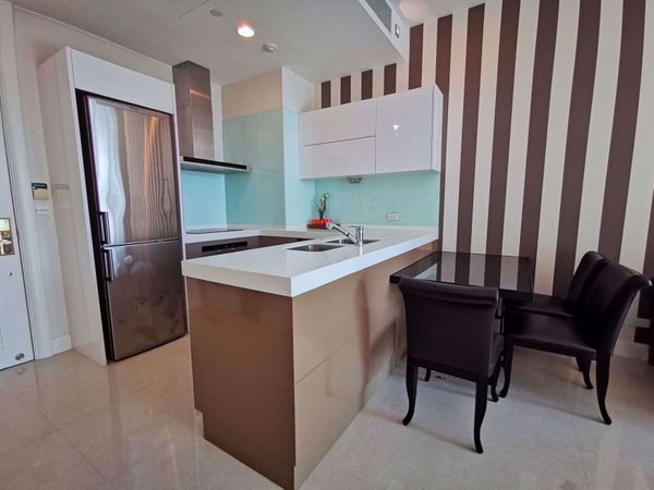 Picture of 2 bed Condo in Q Langsuan Lumphini Sub District C013745