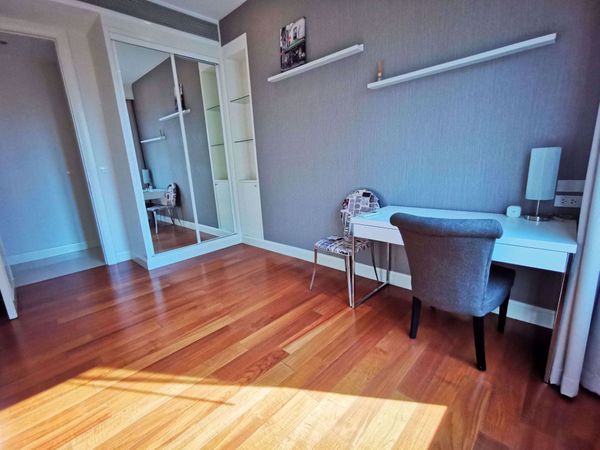 Picture of 2 bed Condo in Q Langsuan Lumphini Sub District C013745