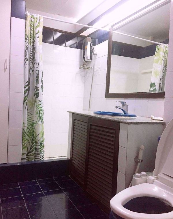 Picture of 2 bed Condo in Supalai Place Condominium Khlong Tan Nuea Sub District C013750