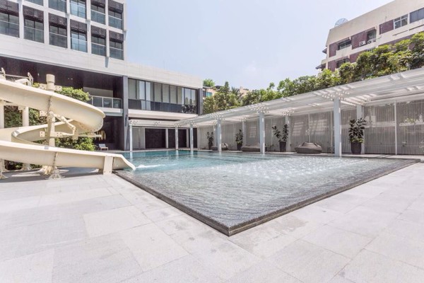 Picture of 1 bed Condo in Noble Ploenchit Lumphini Sub District C06617