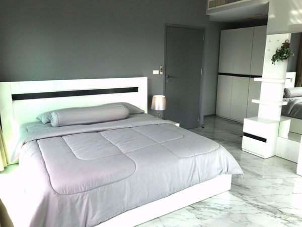 รูปภาพ 3 ห้องนอน Condo ในโครงการ Noble Remix Khlongtan Sub District C013845