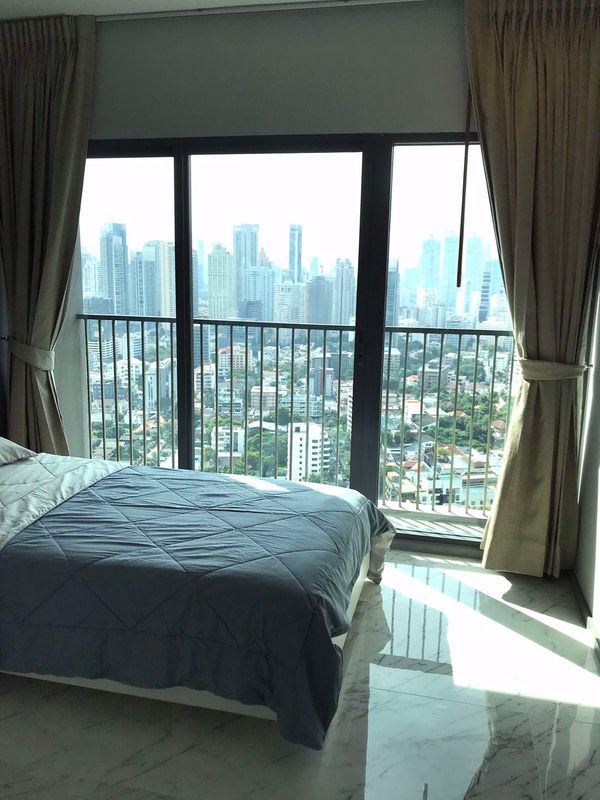 รูปภาพ 3 ห้องนอน Condo ในโครงการ Noble Remix Khlongtan Sub District C013845