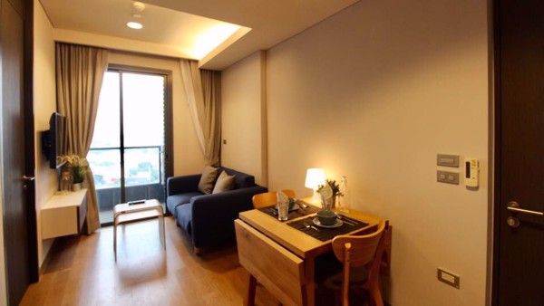 Picture of 1 bed Condo in The Lumpini 24 Khlongtan Sub District C07463