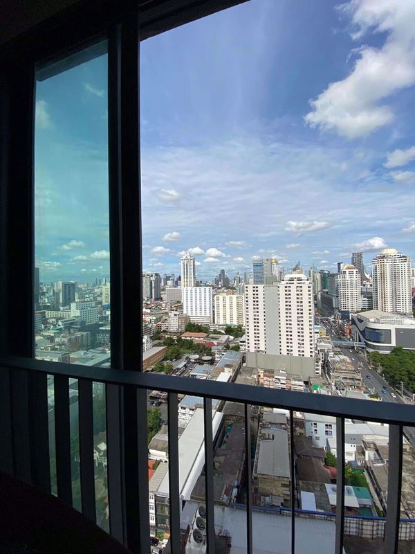 Picture of 1 bed Condo in Ideo Q Siam - Ratchathewi Thanonphayathai Sub District C013917