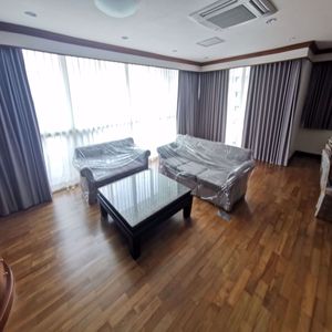 รูปภาพ 3 ห้องนอน Condo ในโครงการ Sawang Apartment Sathon District C013961