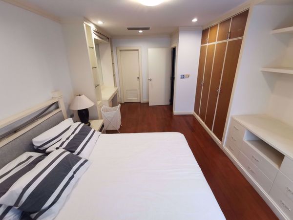 รูปภาพ 2 ห้องนอน Condo ในโครงการ Sawang Apartment Sathon District C013964