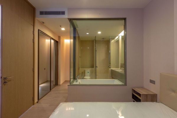 Picture of 1 bed Condo in The ESSE Asoke Khlong Toei Nuea Sub District C013968