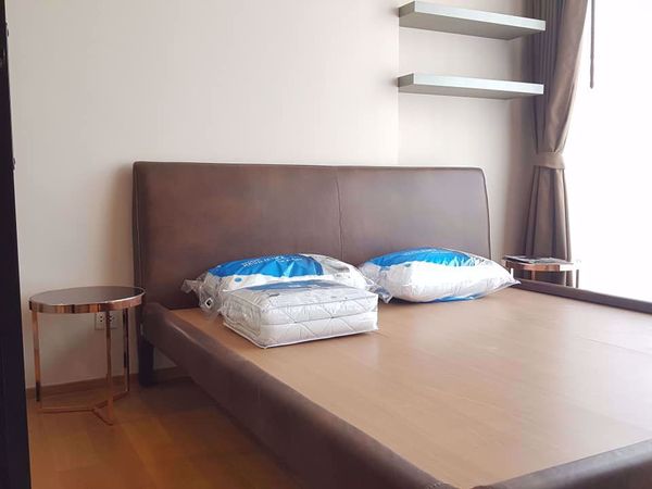 Picture of 1 bed Condo in Noble Revo Silom Silom Sub District C014010