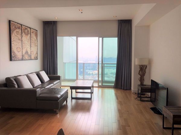 Picture of 3 bed Condo in Millennium Residence Khlongtoei Sub District C014030