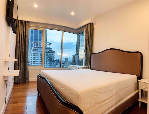 Picture of 2 bed Condo in Q Langsuan Lumphini Sub District C014069