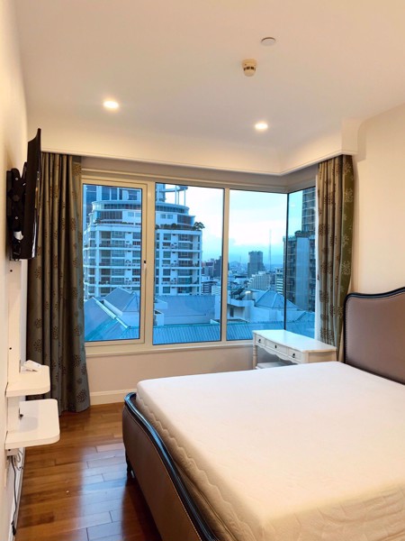 Picture of 2 bed Condo in Q Langsuan Lumphini Sub District C014069