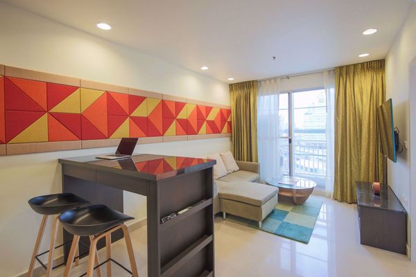 Picture of 1 bed Condo in Sukhumvit Plus Phra Khanong Sub District C014140