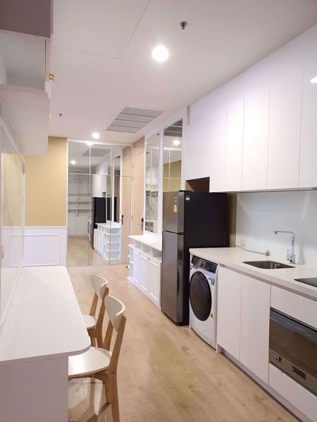 Picture of 2 bed Condo in Noble BE19 Khlong Toei Nuea Sub District C014142